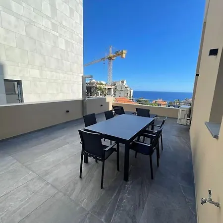 Luxurious T2 Varandas Xiii