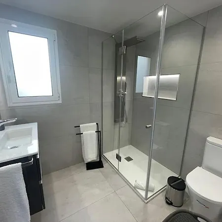 Luxurious T2 Varandas Xiii * Funchal (Madeira)