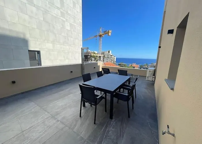 Luxurious T2 Varandas Xiii