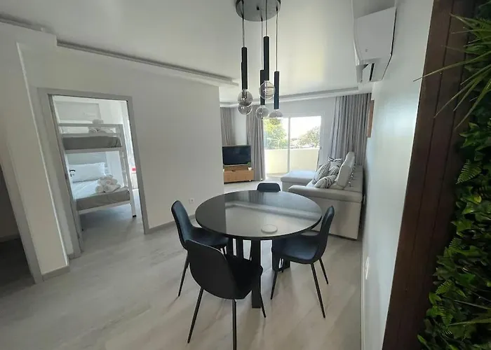 Luxurious T2 Varandas Xiii Апартаменты *