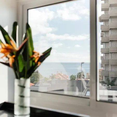 Luxurious T2 Varandas Xiii * Funchal (Madeira)