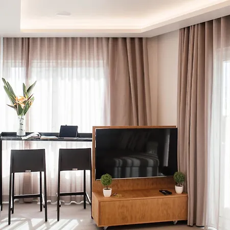 Luxurious T2 Varandas Xiii Apartment